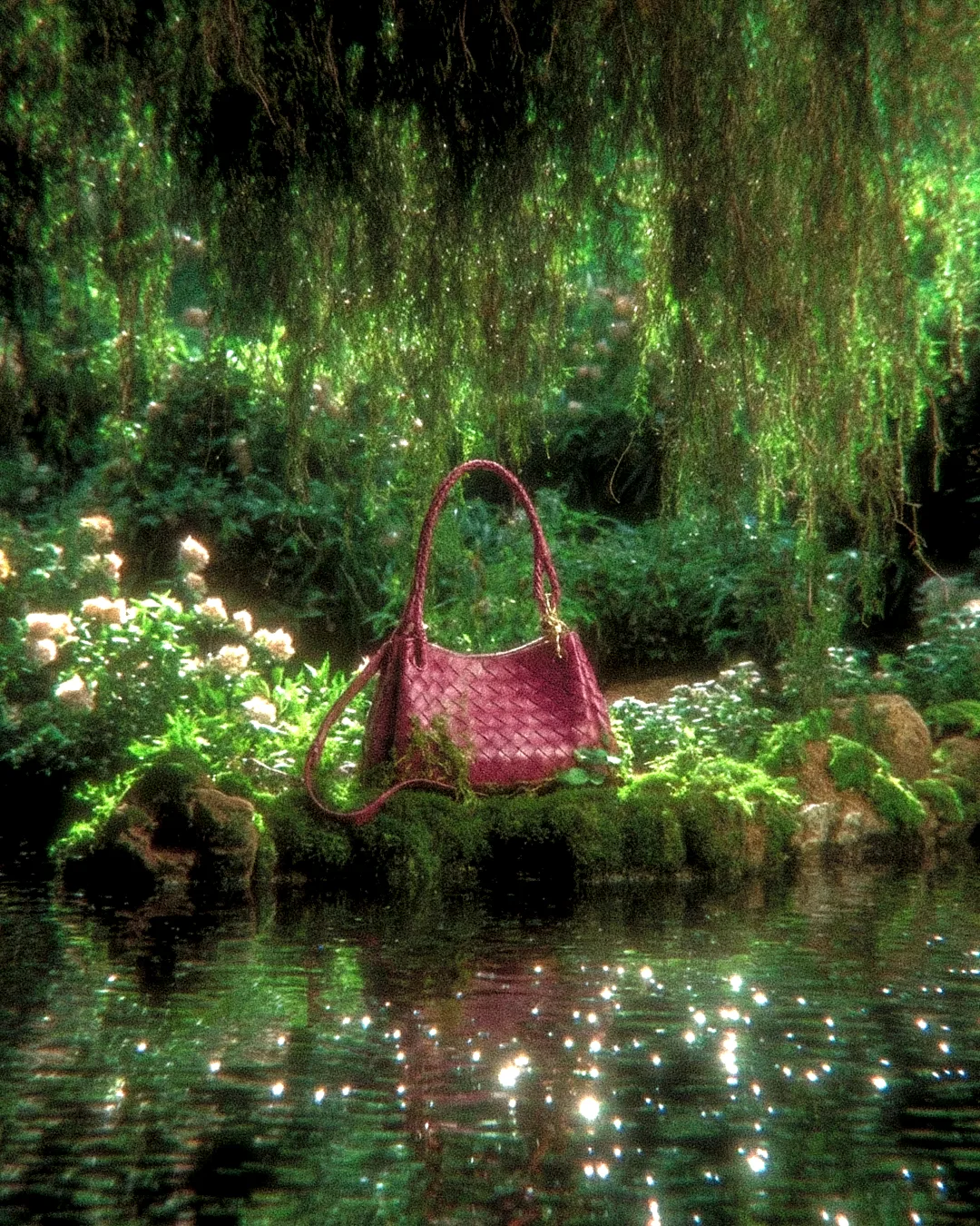 ENCHANTED GARDEN 02